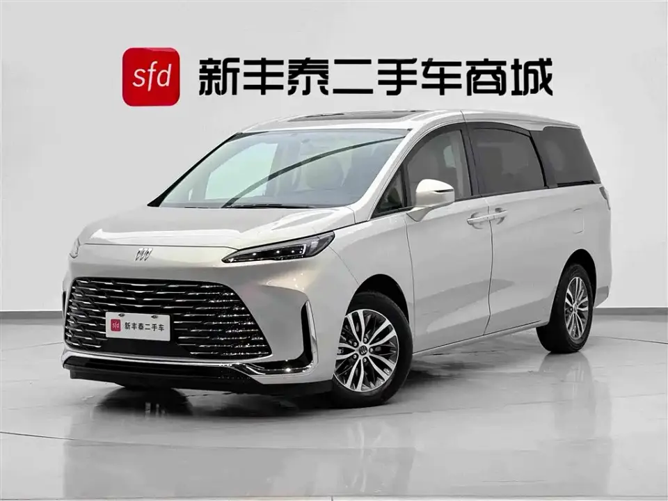 Buick GL8 Land Business Class First Edition 2025