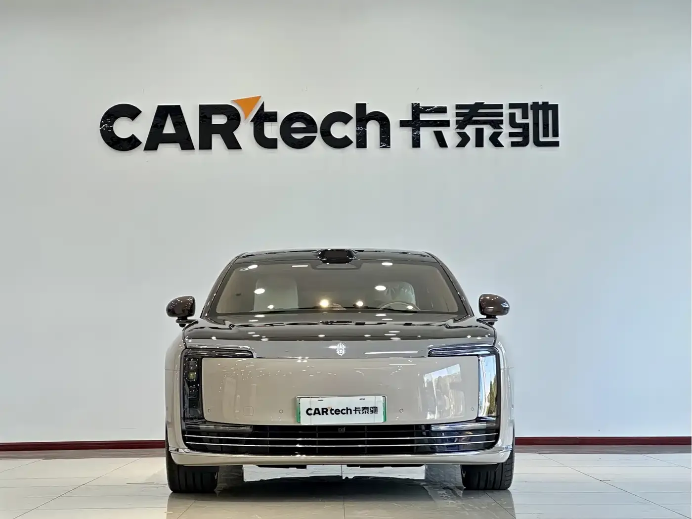 Zunjie S800 Model Extended Range Starlight Executive Edition 4-seater 2025 — фото 2
