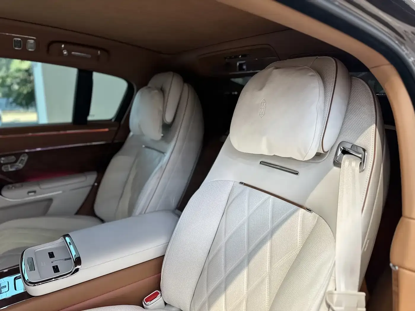 Zunjie S800 Model Extended Range Starlight Executive Edition 4-seater 2025 — фото 22