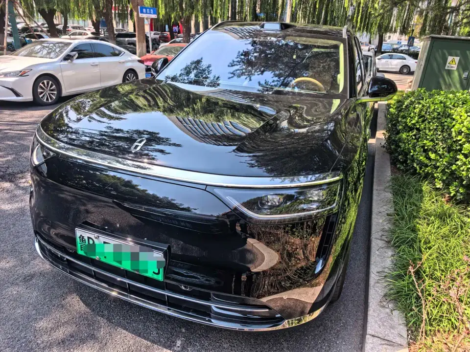 AITO Wenjie AITO M8 Range Extender Max+ Edition 53.4kWh 5-seater 2025