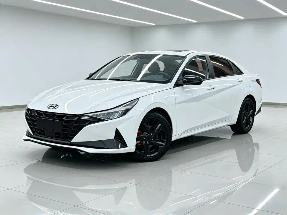 Hyundai Elantra 1.5L CVT 20th Anniversary Edition 2023