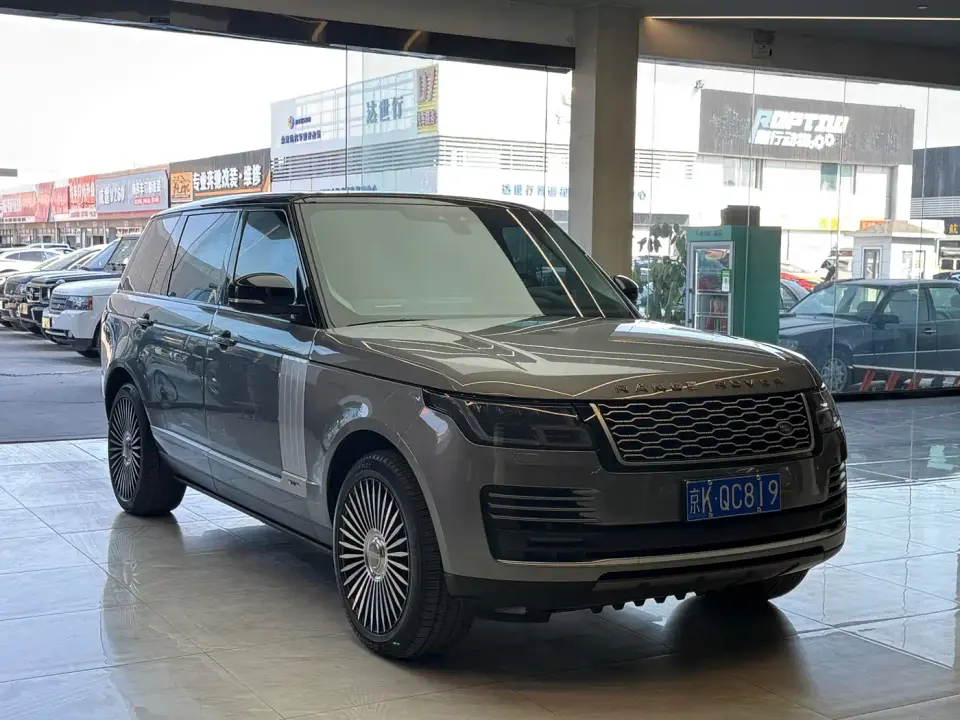 Land Rover Range Rover 3.0 L6 Heritage Extended Classic Edition 2022