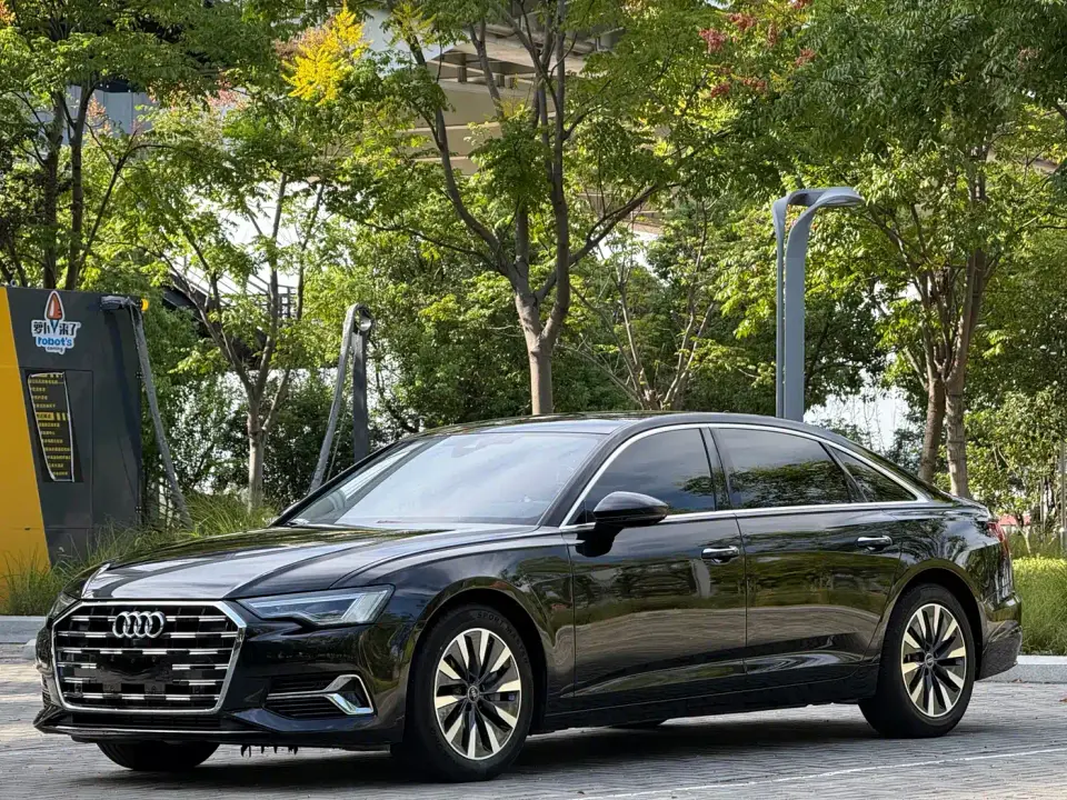Audi A6L 45 TFSI Premium Selection Elegance 2023