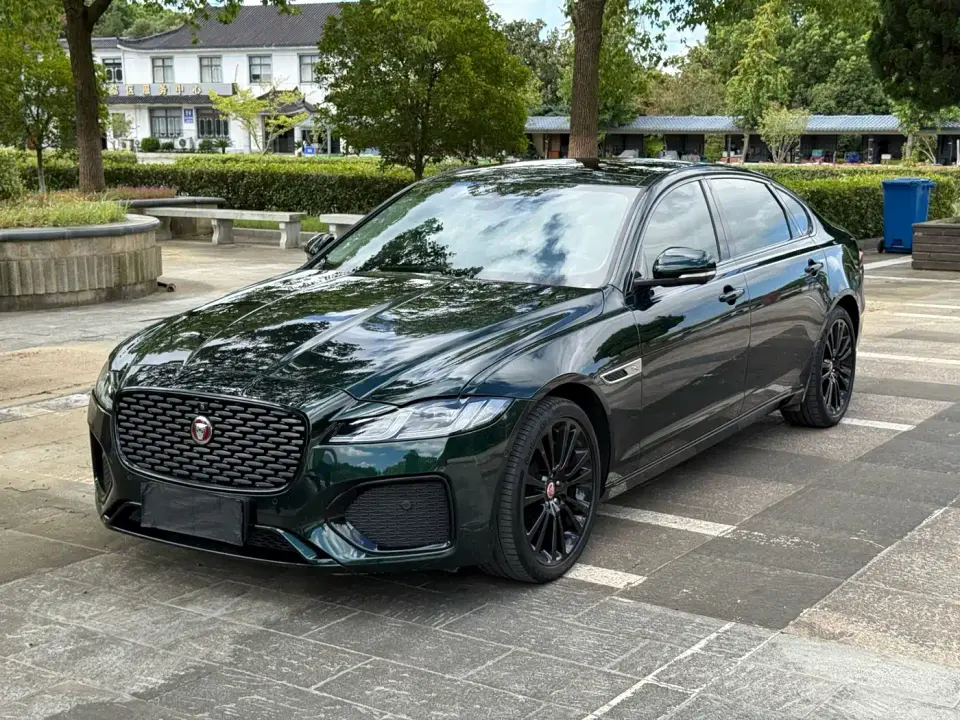 Jaguar XFL 2.0T P250 2WD Premium Luxury 2024