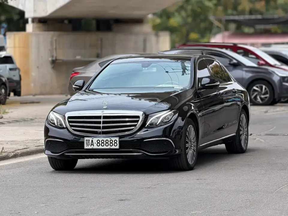 Mercedes-Benz E-Class E 300 L Fashion 2020