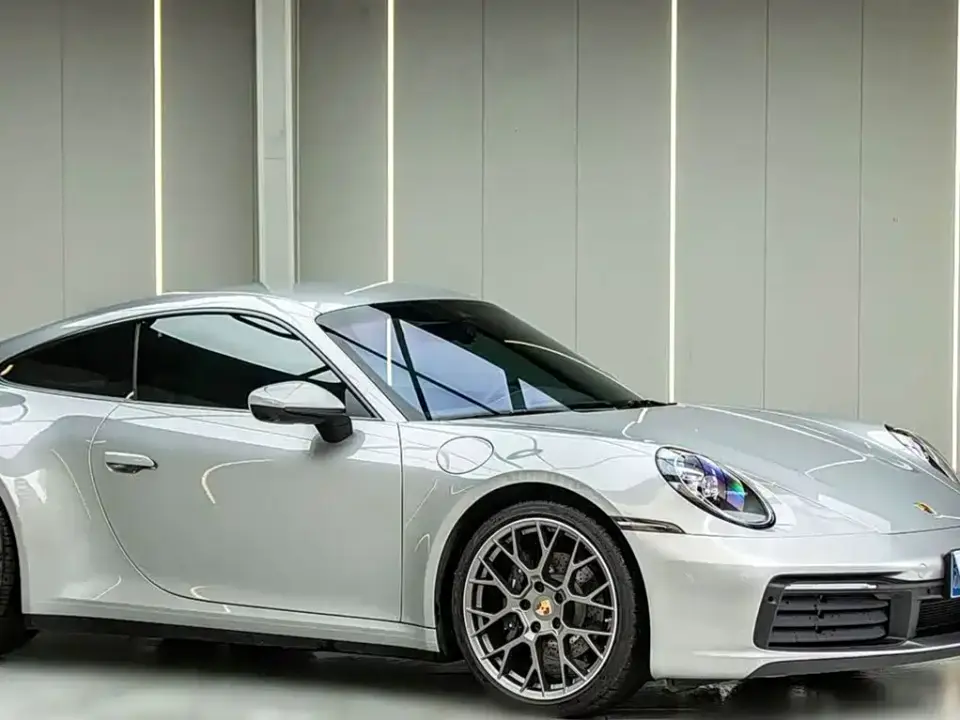 Porsche 911 Carrera 3.0T 2022