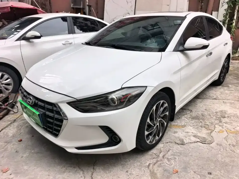 Hyundai Elantra 1.5L CVT Smart Elite 2020