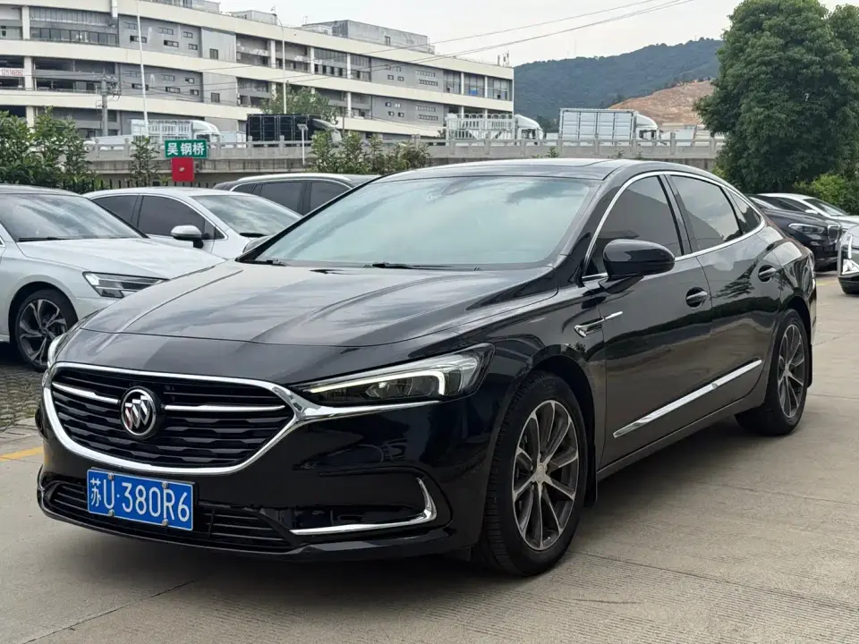 Buick LaCrosse 652T Luxury 2022