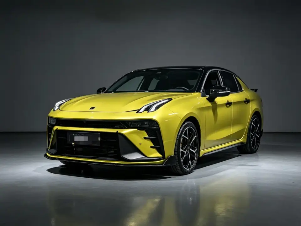 Lynk & Co 03 03+ 2.0TD Automatic Wind Rider Edition 2024