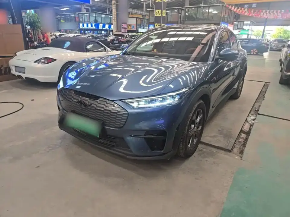 Ford Mustang Mach-E Leap World RWD (Standard Range) 2023