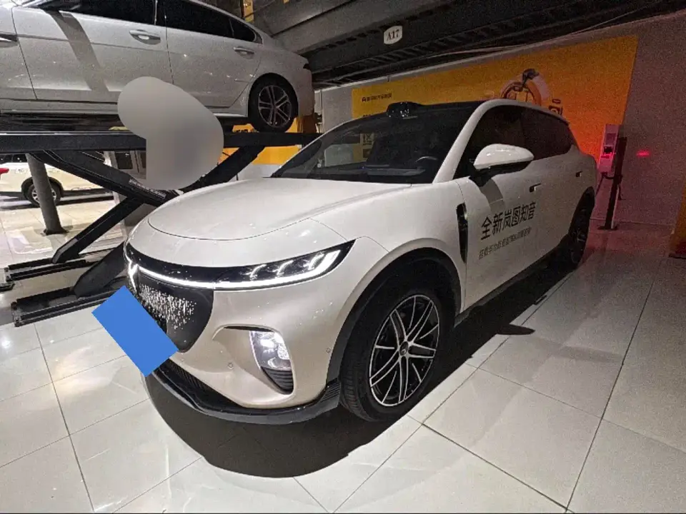 Voyah Auto Voyah Zhiyin Base 2025