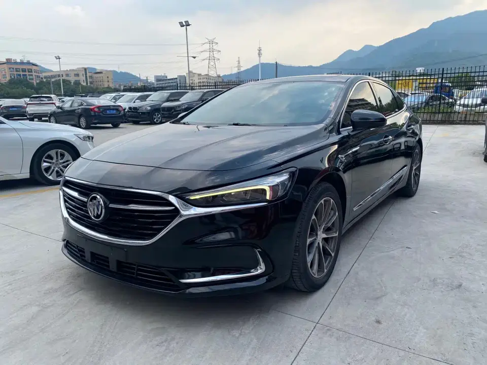 Buick LaCrosse 652T Luxury 2023