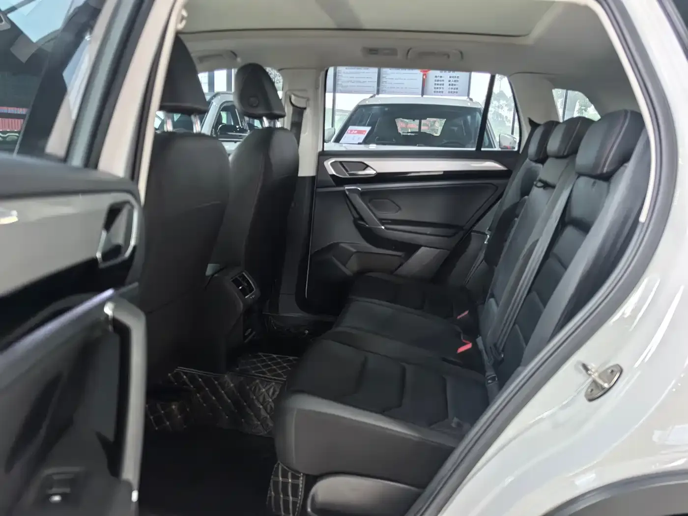 Volkswagen Tayron 330TSI 2WD Luxury China VI 2020 — фото 10