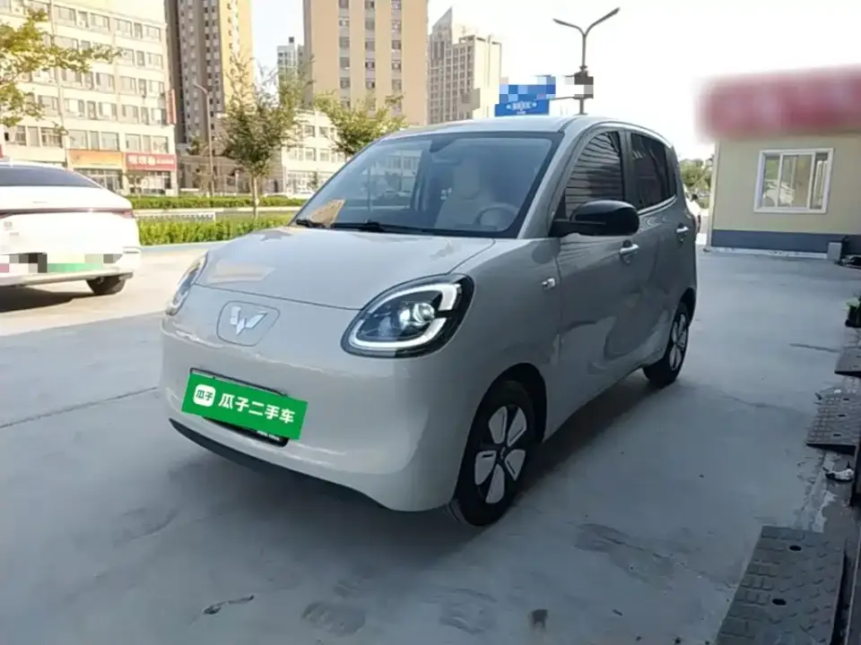 Wuling Motors Hongguang MINIEV 4-Door Advanced 2025