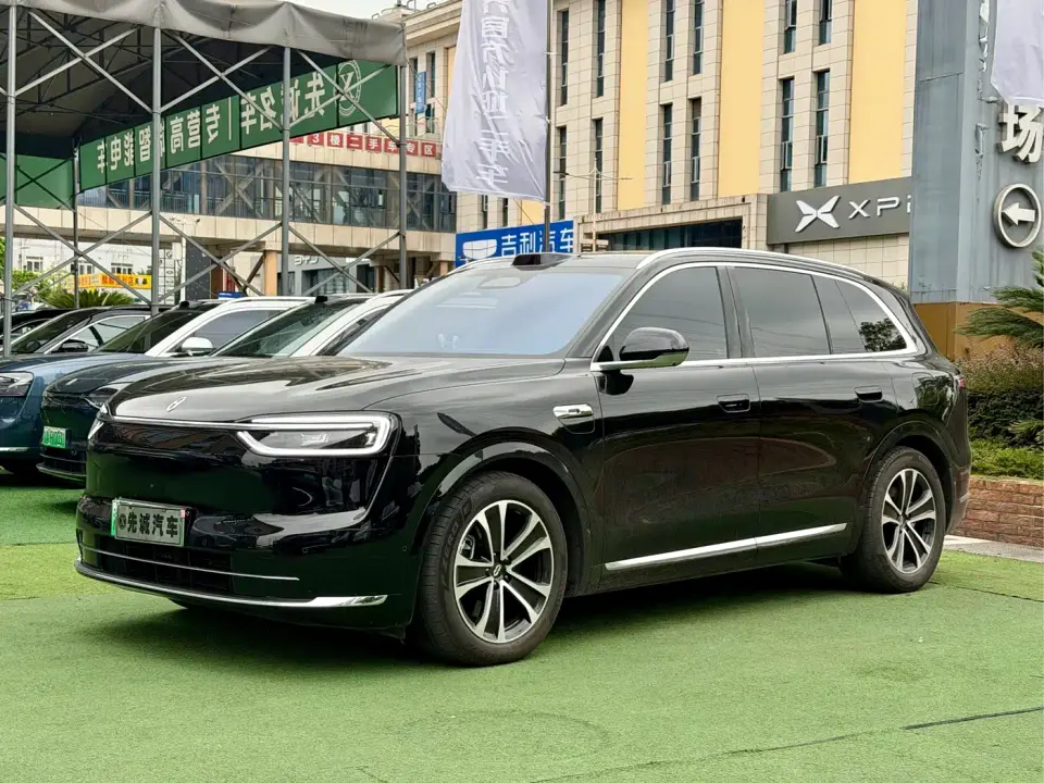 AITO Wenjie AITO M7 Extended Range Max AWD 5-seater 2025