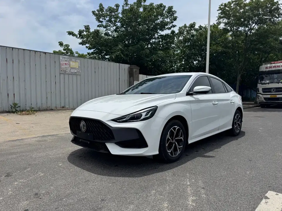 MG MG5 Model 180DVVT CVT Youth Style Edition 2023