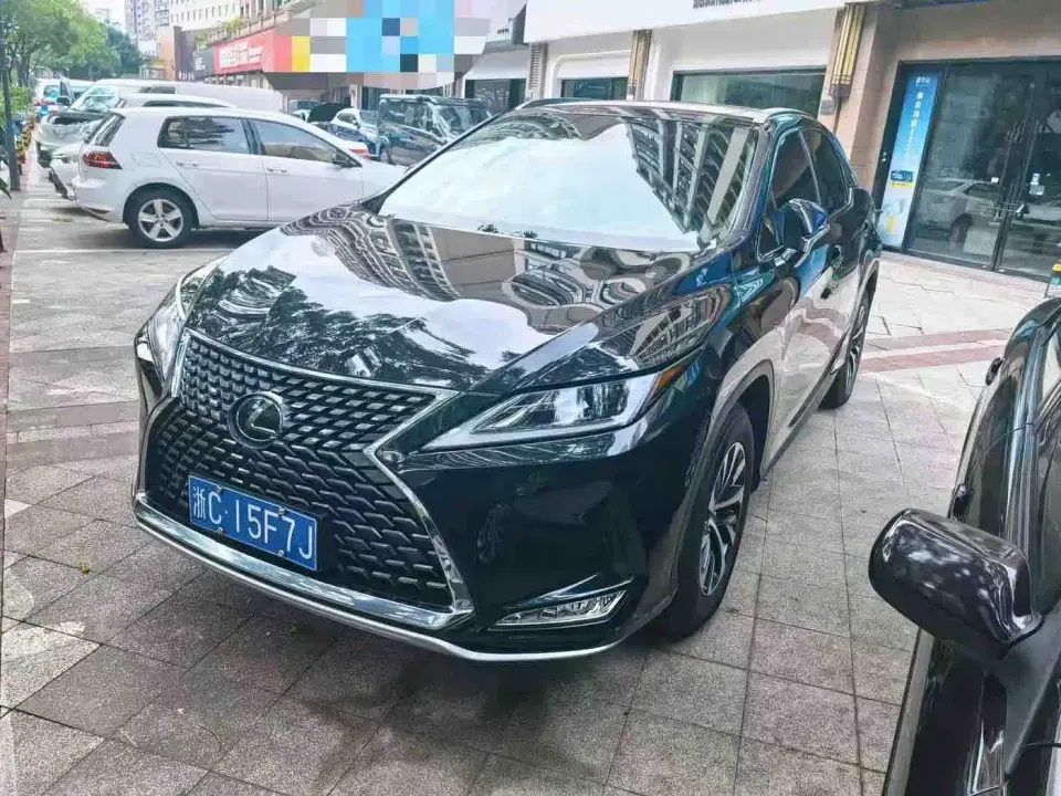 Lexus RX Facelift 300 2WD Comfort Edition 2021