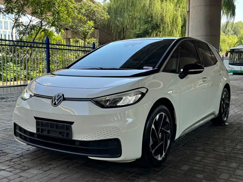 Volkswagen ID.3 Outstanding Edition 2024