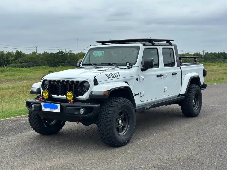 Jeep Gladiator 3.6L Pioneer Edition 2023