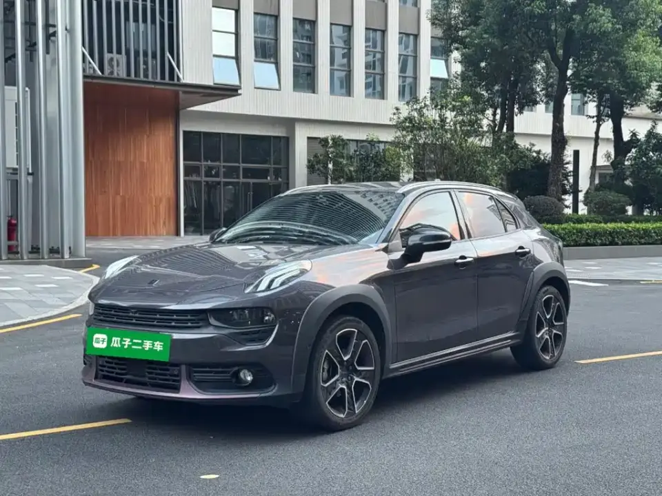 Lynk & Co 02 2.0TD Automatic 2WD Shine Champion Edition 2021