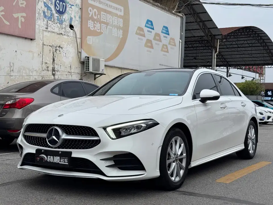 Mercedes-Benz A-Class A 200 L Sport Sedan Fashion Edition 2021