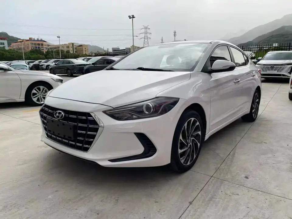 Hyundai Elantra 1.5L CVT Smart Style·Elite 2021