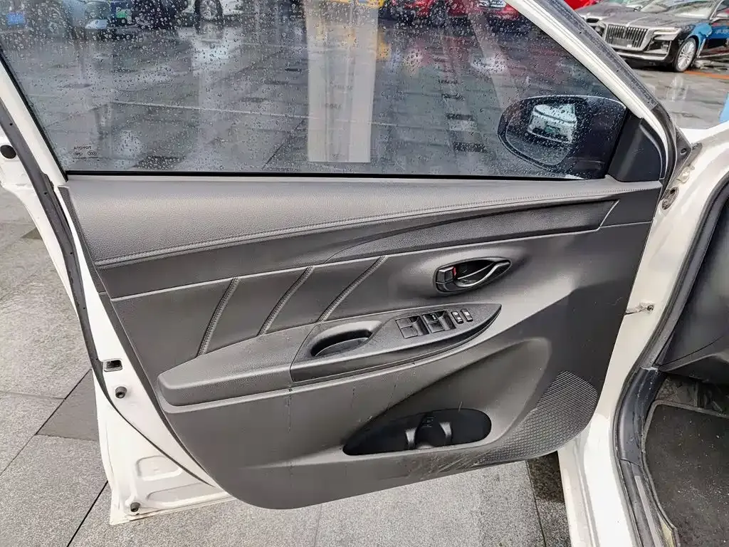 Toyota YARiS L Zhi Xuan Zhi Xuan X 1.5L CVT Leading Edition 2021 — фото 6