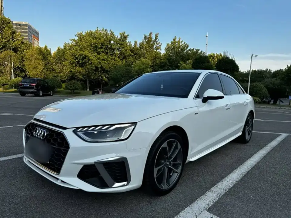 Audi A4L 40 TFSI Fashion Dynamic Edition 2021