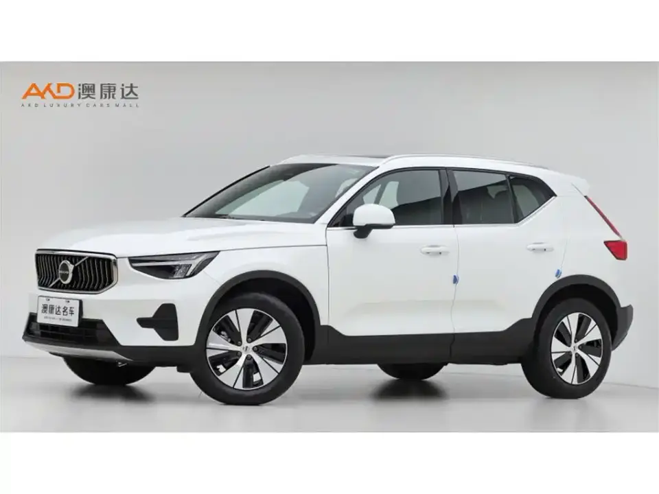 Volvo XC40 B3 Smart Elite Luxury Edition 2024