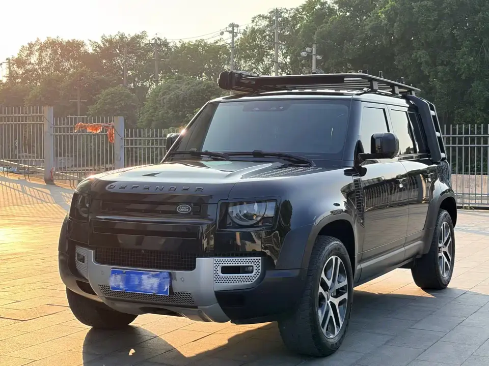 Land Rover Defender 110 3.0T P400 Dark Special Edition 2024