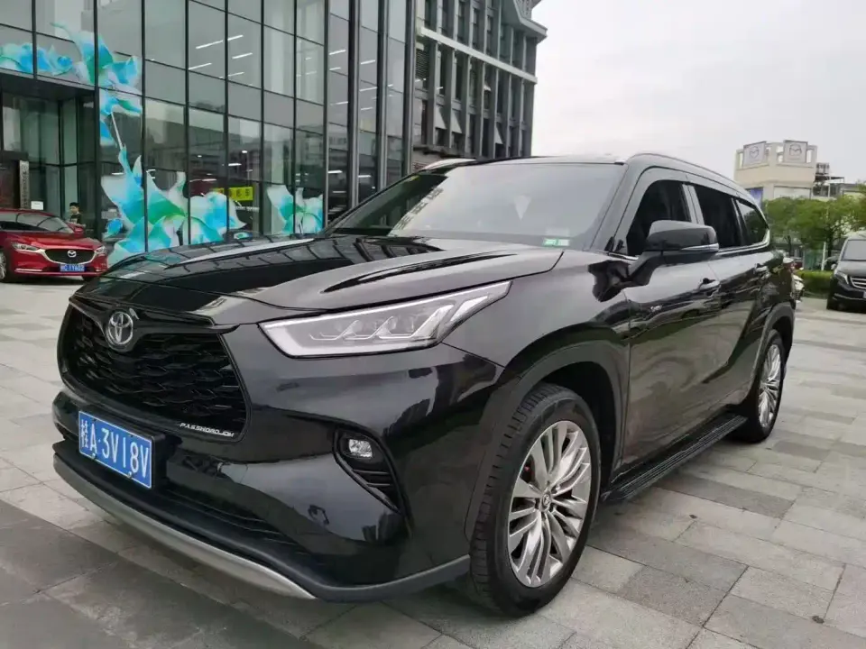 Toyota Highlander 2.5L Smart Hybrid 4WD Premium 7-seater 2024