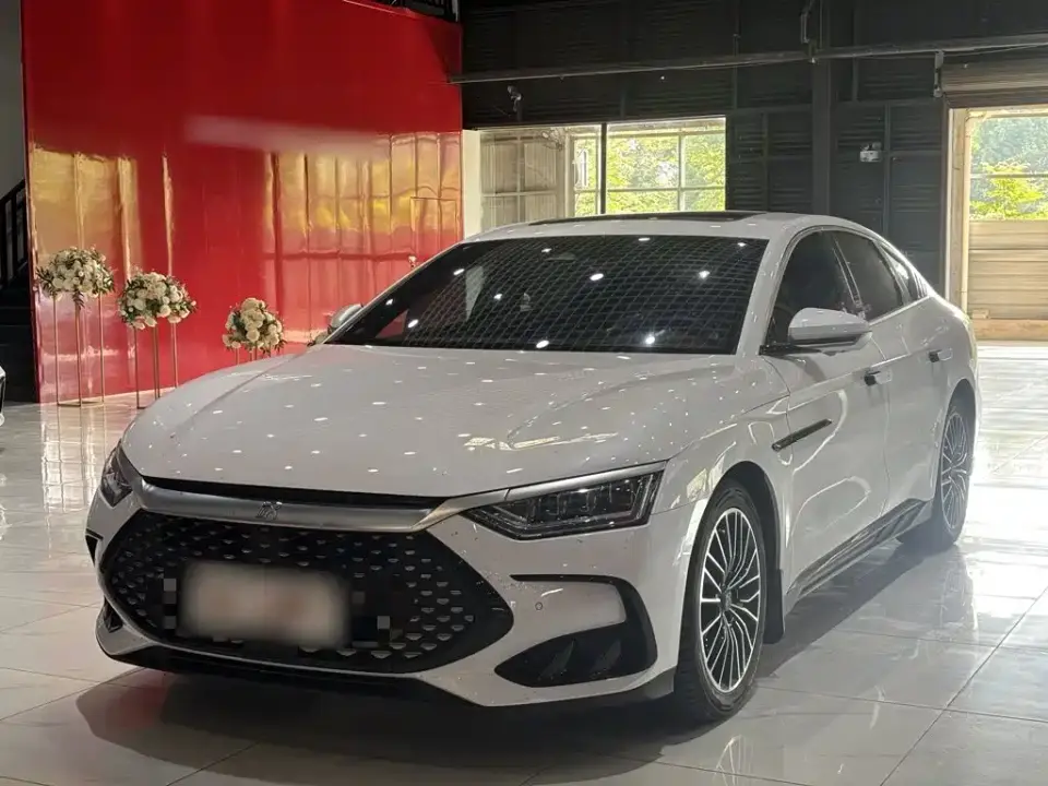 BYD Han DM-i 121KM Premium 2023