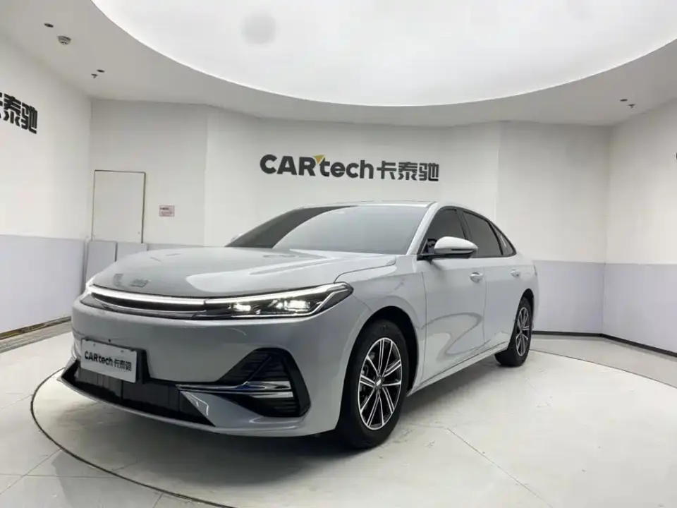 Geely Galaxy Galaxy A7 EM-i 70km Luxury Edition 2025
