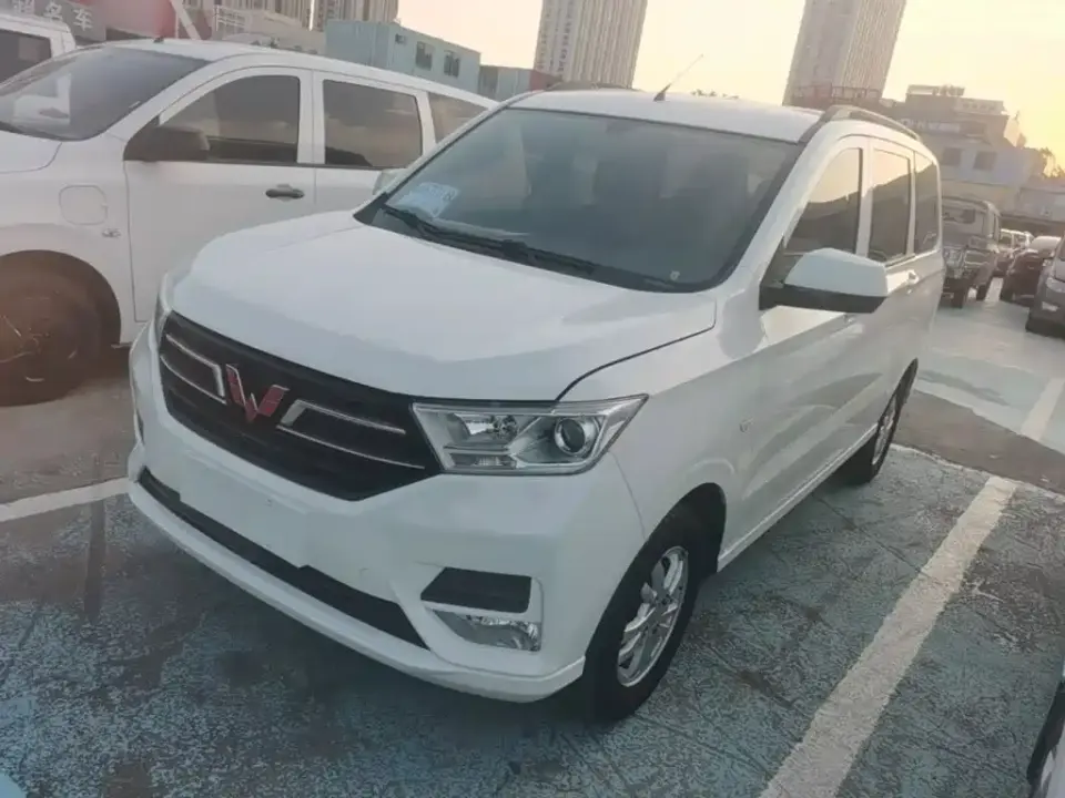 Wuling Motors Wuling Hongguang 1.5L S Standard LAR 2021