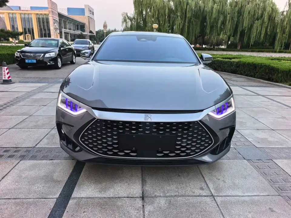 BYD Han DM-i Champion Edition 121KM Prestige 2023