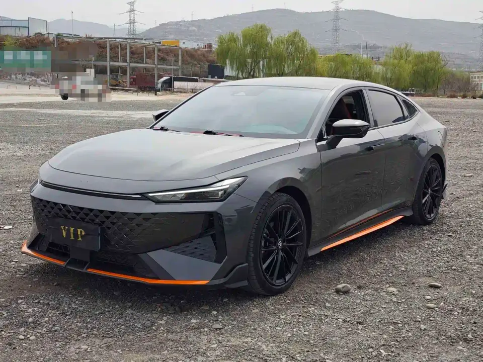 Changan UNI-V 1.5T Deluxe Sport 2024