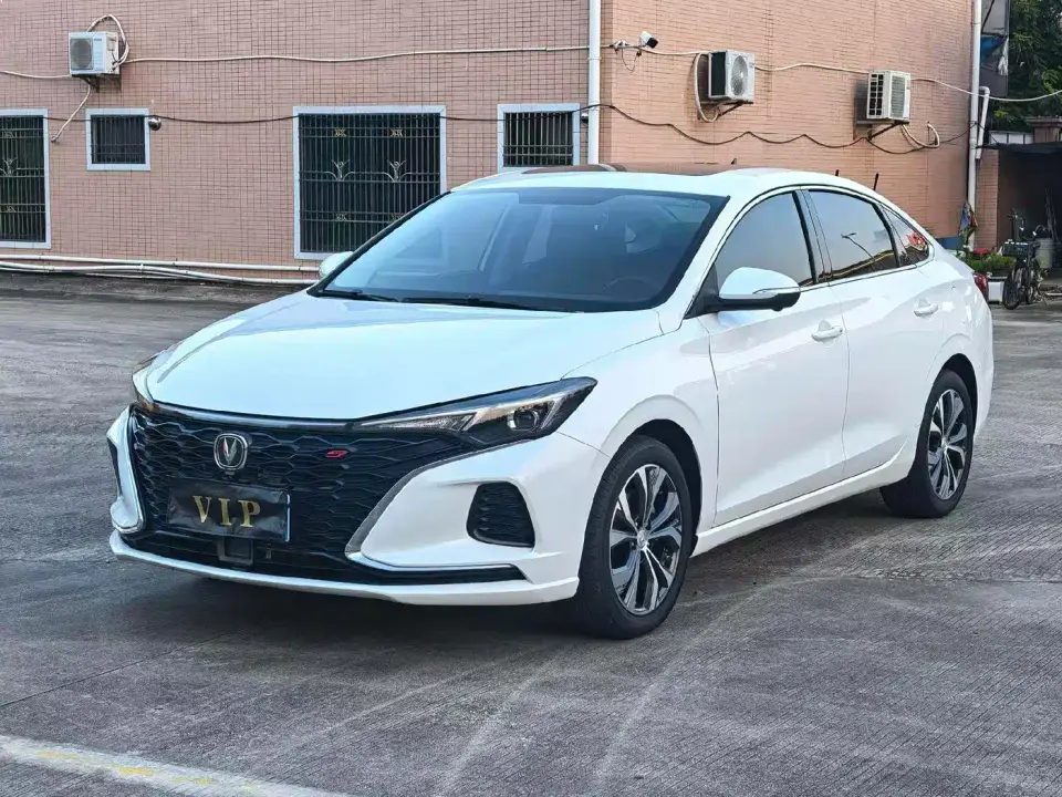 Changan Eado PLUS Blue Whale NE 1.4T GDI DCT Premium 2021