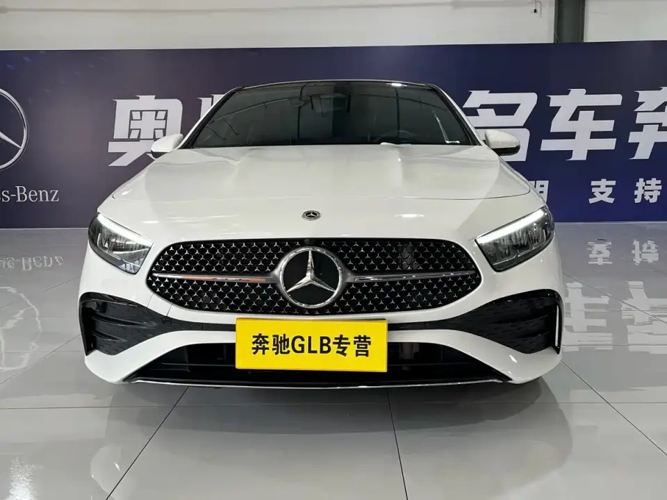 Mercedes-Benz A-Class A 200 L Fashion Edition 2023