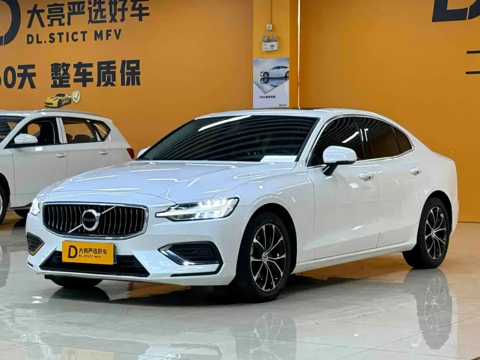 Volvo S60 T4 Smart Elite Luxury 2021