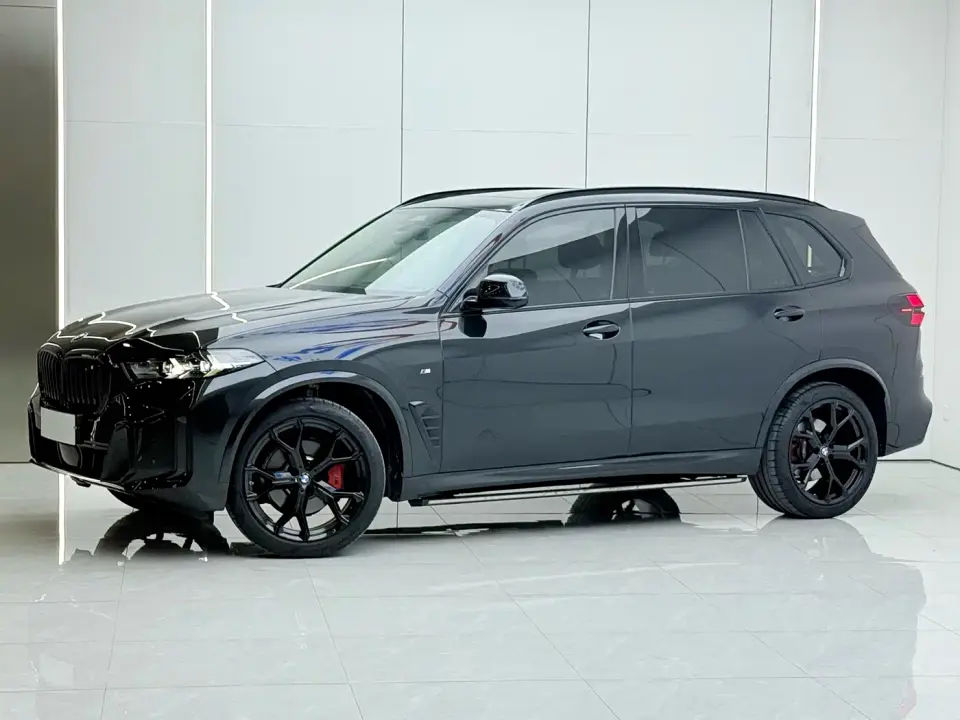BMW X5 Model xDrive 30Li Exclusive M Sport Blackout Package 2025