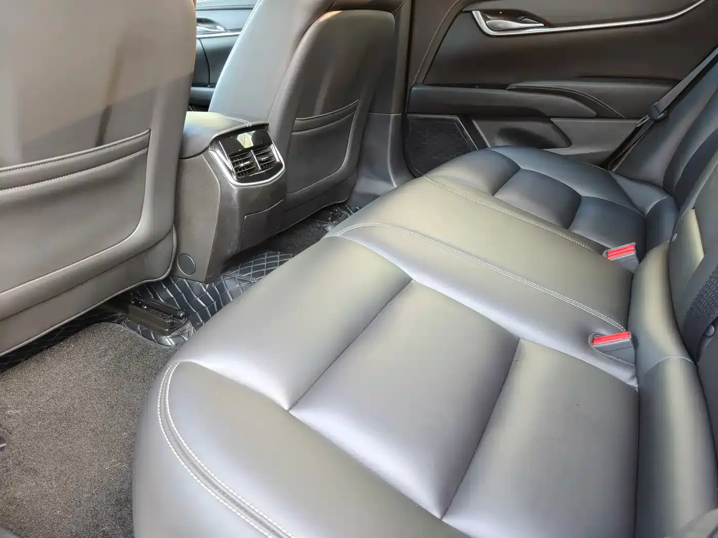 Cadillac XTS 28T Technology 2020 — фото 11
