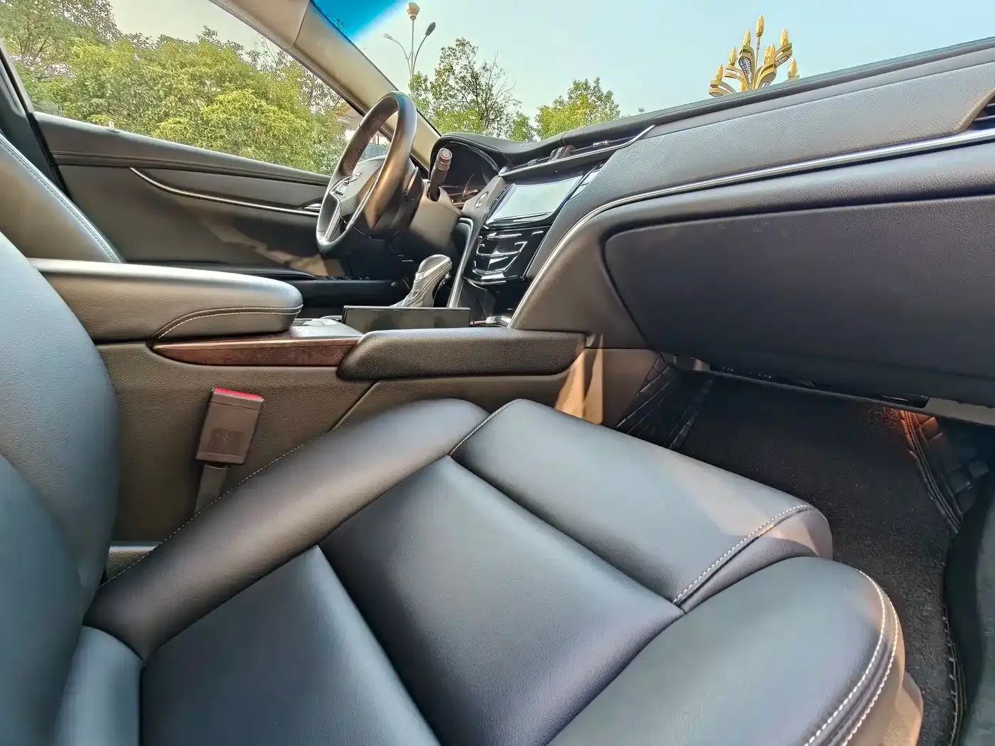 Cadillac XTS 28T Technology 2020 — фото 14