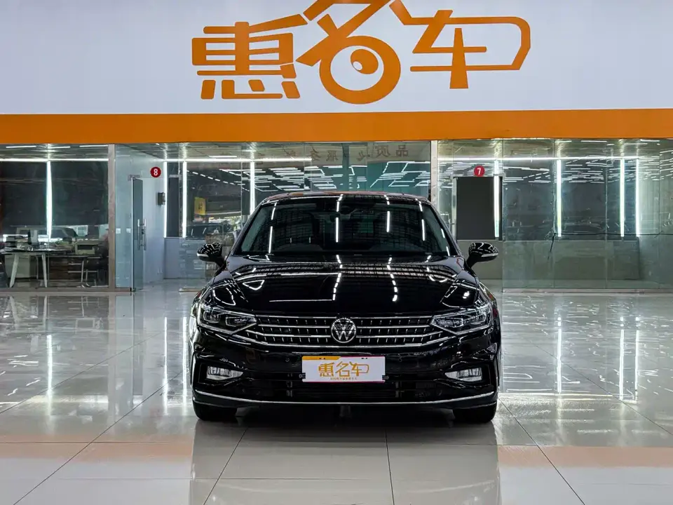 Volkswagen Magotan 2 Million Units Public Sharing Edition 330TSI DSG Luxury 2025