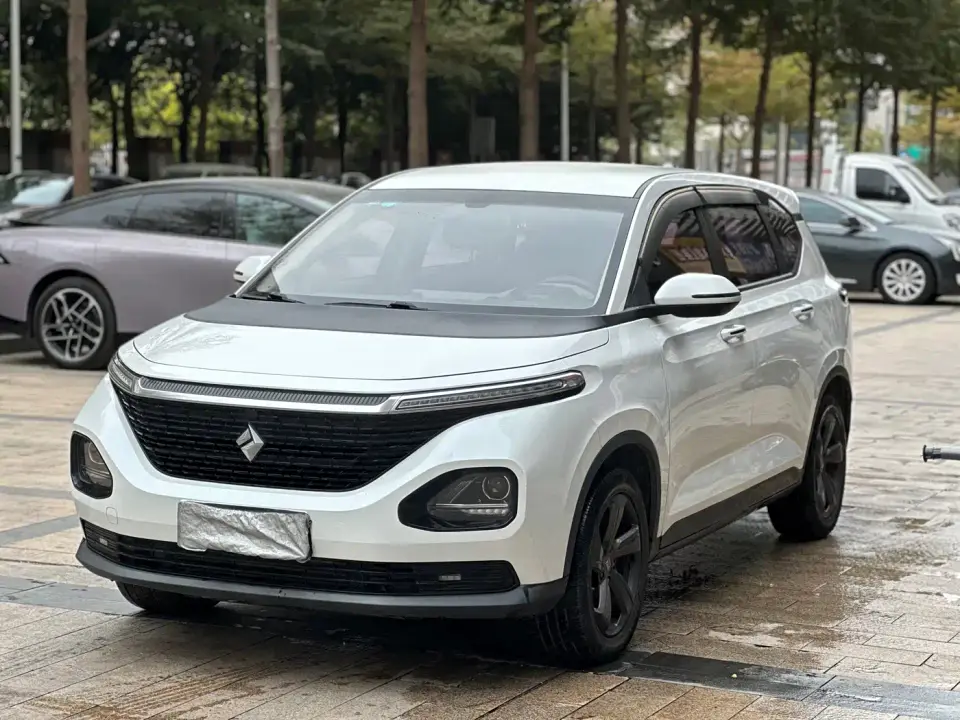 Baojun RM-5 1.5L Manual 24-hour Online Elite 6-seater 2019