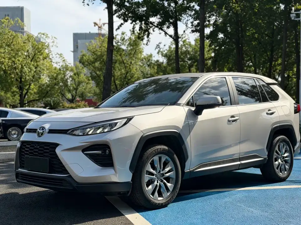 Toyota Wildlander 2.0L CVT AWD Luxury PLUS Edition 2023