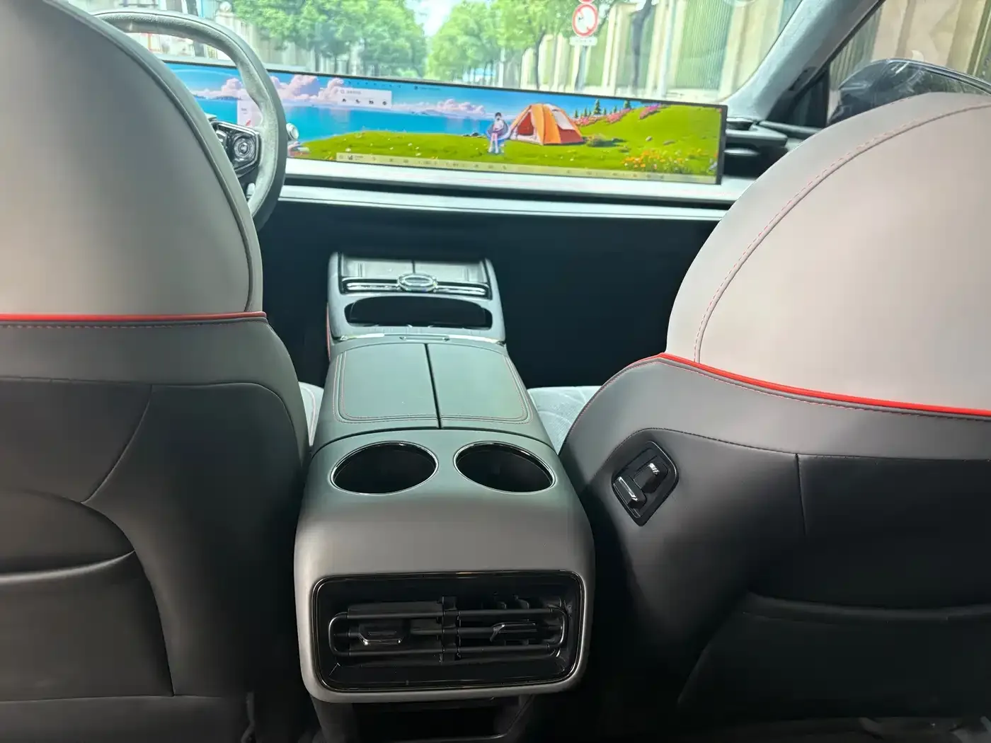 Geely Galaxy Galaxy E8 Model 610km Premium Edition 2025 — фото 12