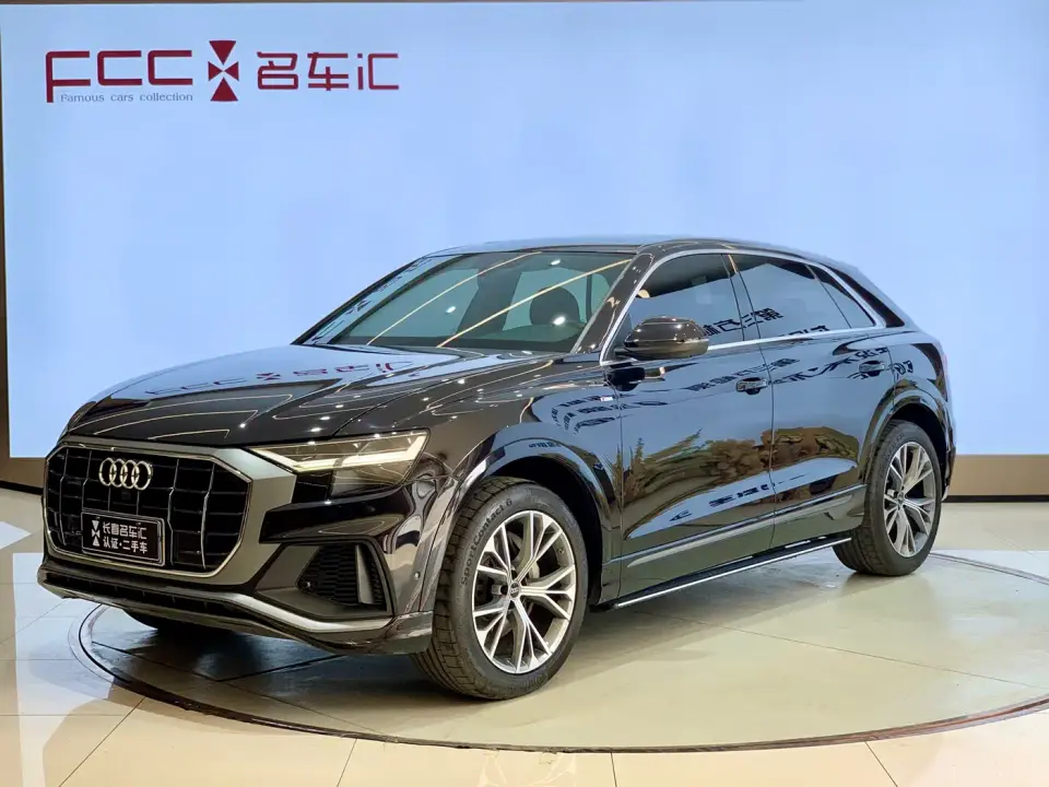 Audi Q8 Model 55 TFSI Premium Dynamic 2021