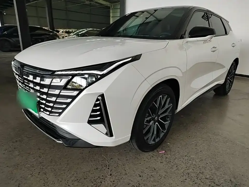 Changan UNI-Z 1.5T Luxury Edition 2025