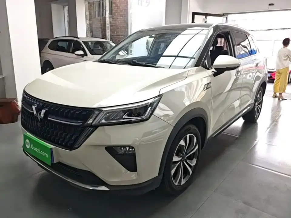Wuling Motors Wuling Xingchen 1.5T CVT Starlight Edition 2022