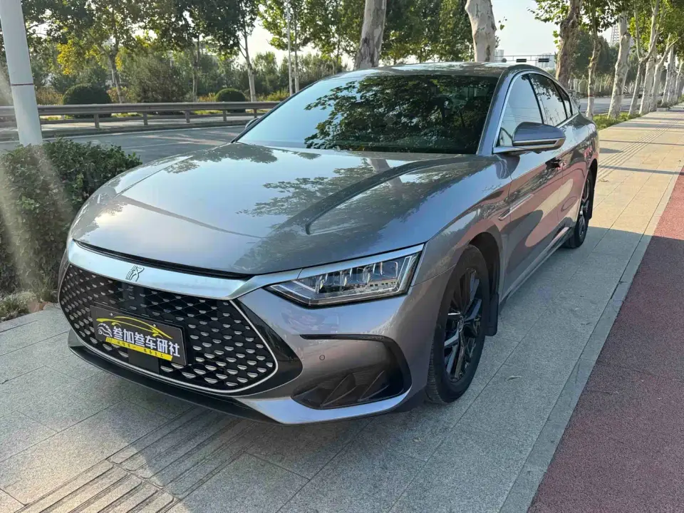BYD Han Model DM-i Glory Edition 121KM Premium Type 2024
